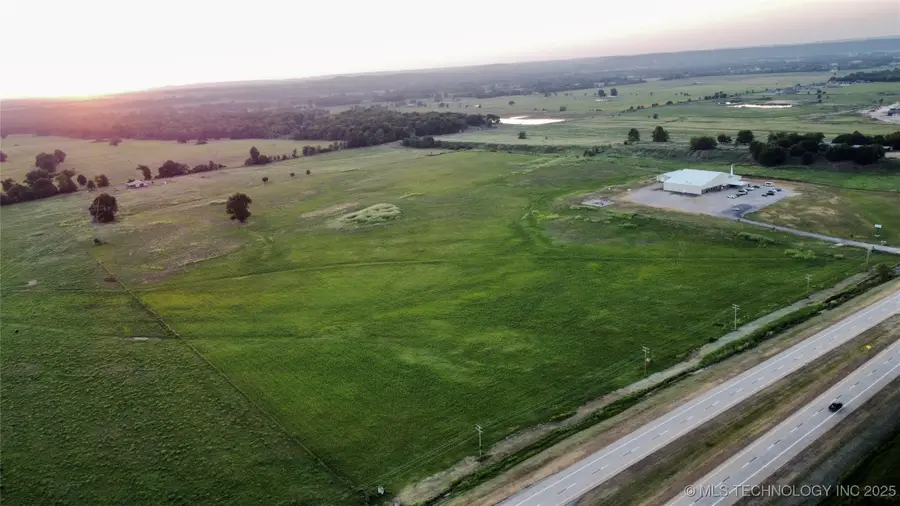 2875 S Kerr Boulevard, Sallisaw, OK 74955 - Image #3