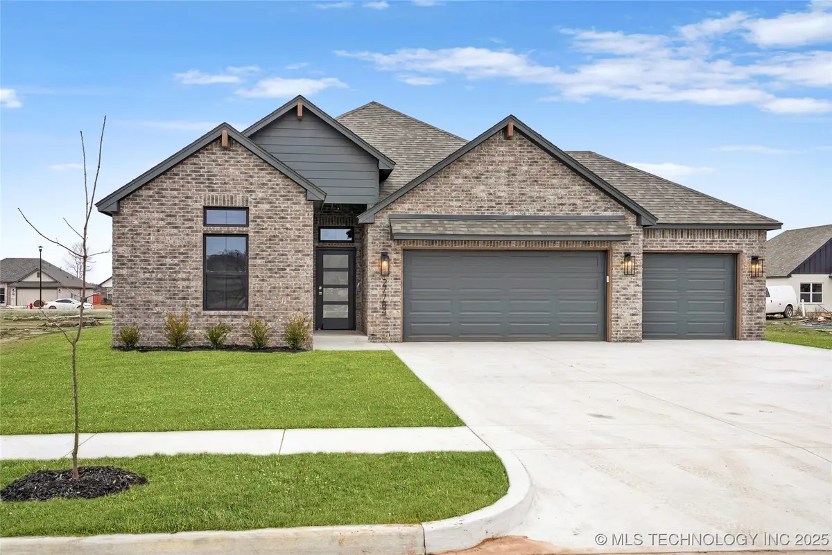 27784 E 109th Street S, Coweta, OK 74429 - Image #1