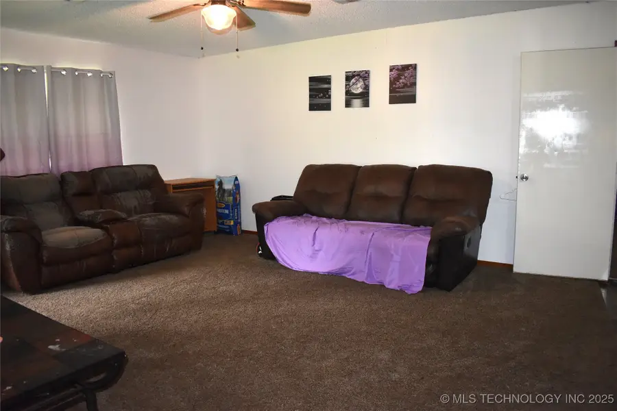 708 S J Street, Hugo, OK 74743 - Image #3