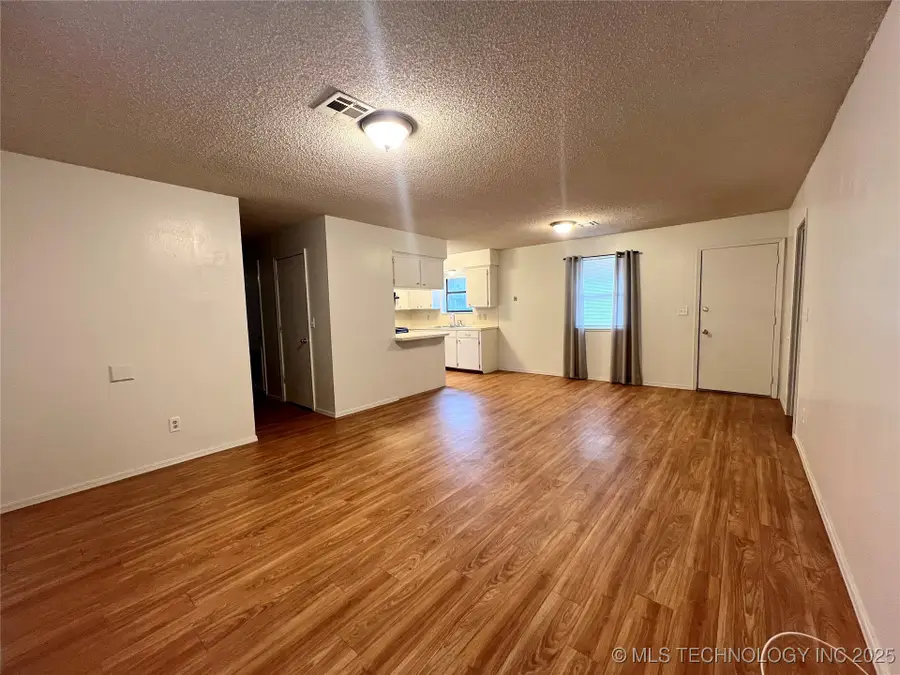 801 S Webb Lane, Poteau, OK 74953 - Image #3