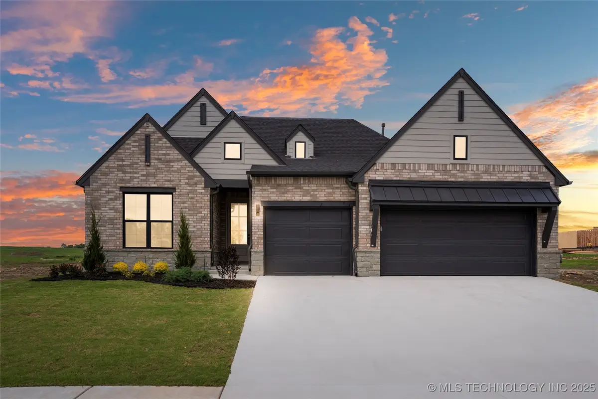 2707 E 135th Drive S, Bixby, OK 74008 - Image #1