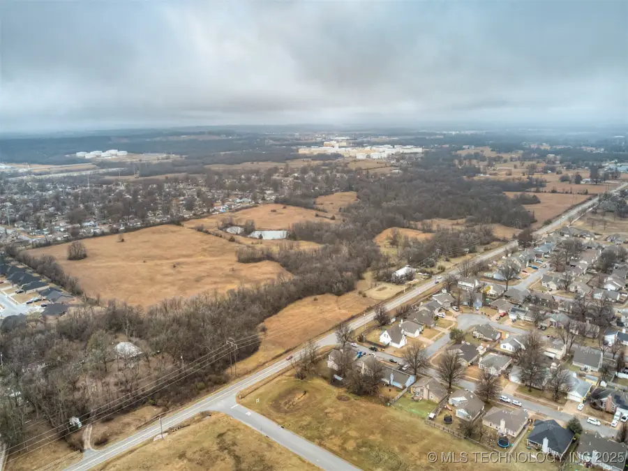 13708 S Elwood Avenue, Glenpool, OK 74033 - Image #2