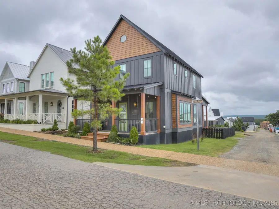 40 Ramble Along Road, Carlton Landing, OK 74432 - #2