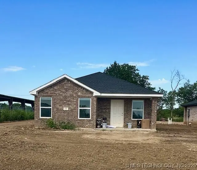 713 Elm Street, Seminole, OK 74868 - Image #2