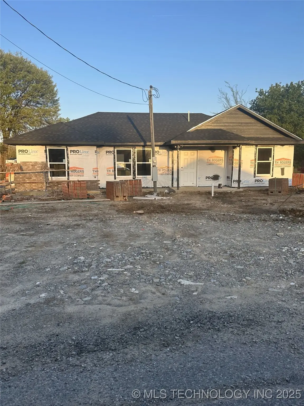 719 Mitchell, Colbert, OK 74733 - Image #1