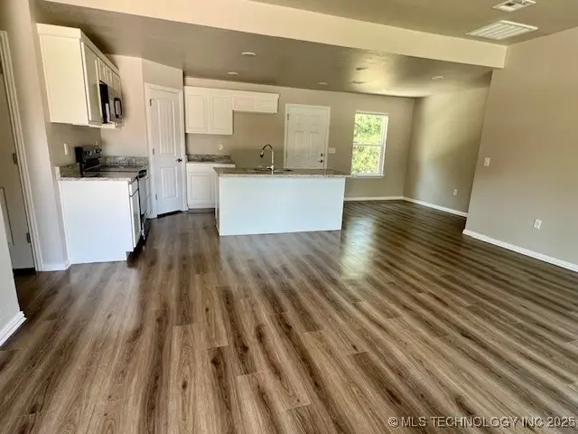 707 Pemberly, Colbert, OK 74733 - Image #3