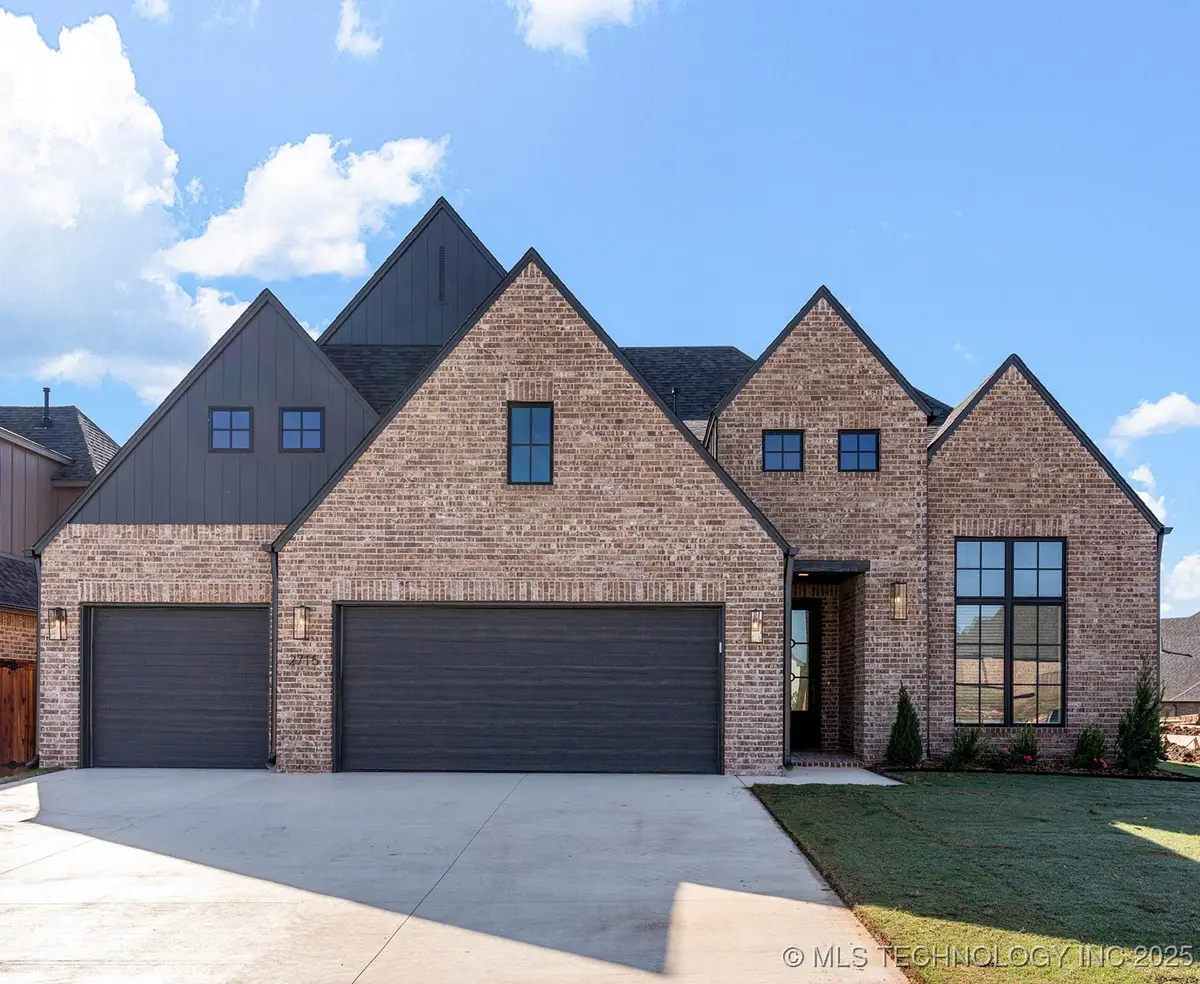 2715 W Union Place, Broken Arrow, OK 74011 - #1