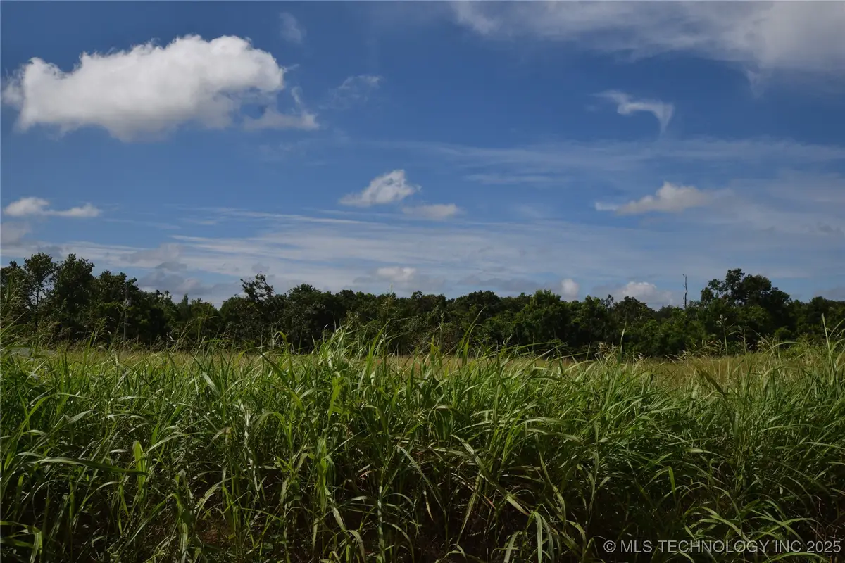 1728 N 5th Street, Stilwell, OK 74960 - Image #1