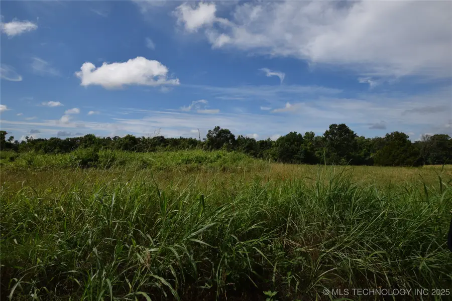 1728 N 5th Street, Stilwell, OK 74960 - Image #2