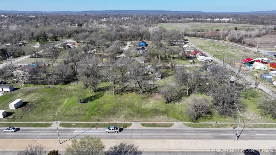 1116 N Wood Drive, Okmulgee, OK 74447 - Image #3