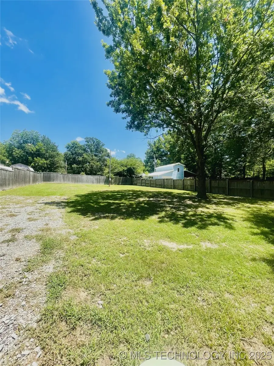 168 Kiamichi Road, Eufaula, OK 74432 - Image #3