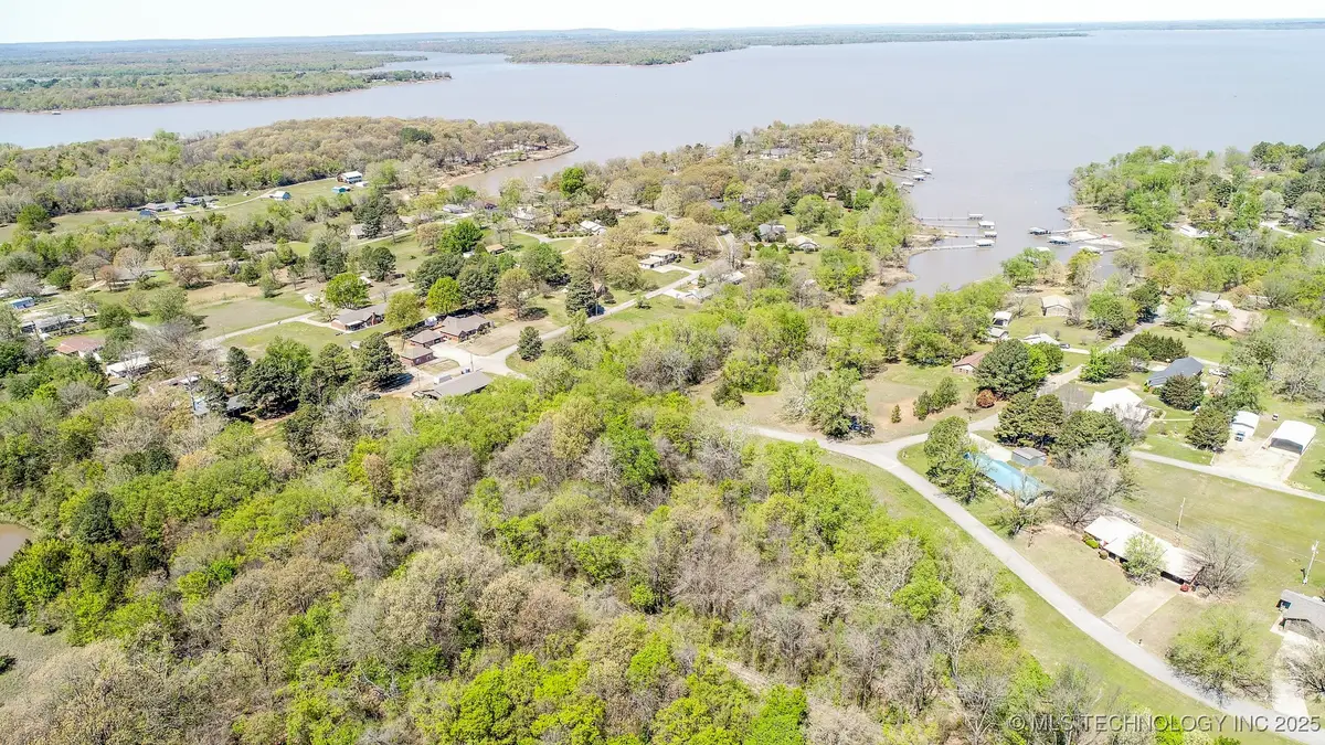 7 Coon Creek Drive, Eufaula, OK 74432 - Image #1