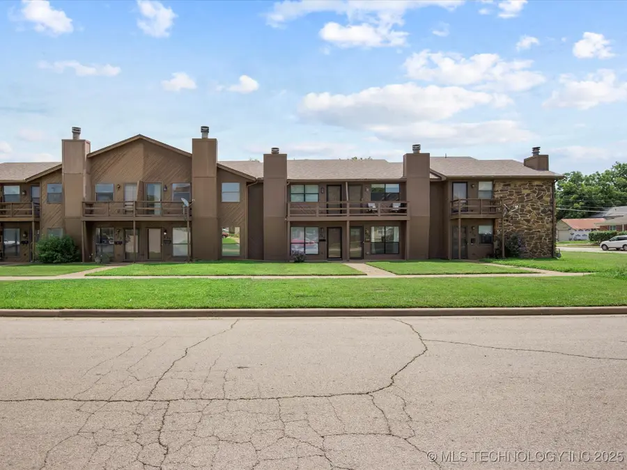 428 S Shawnee Avenue, Bartlesville, OK 74003 - Image #3