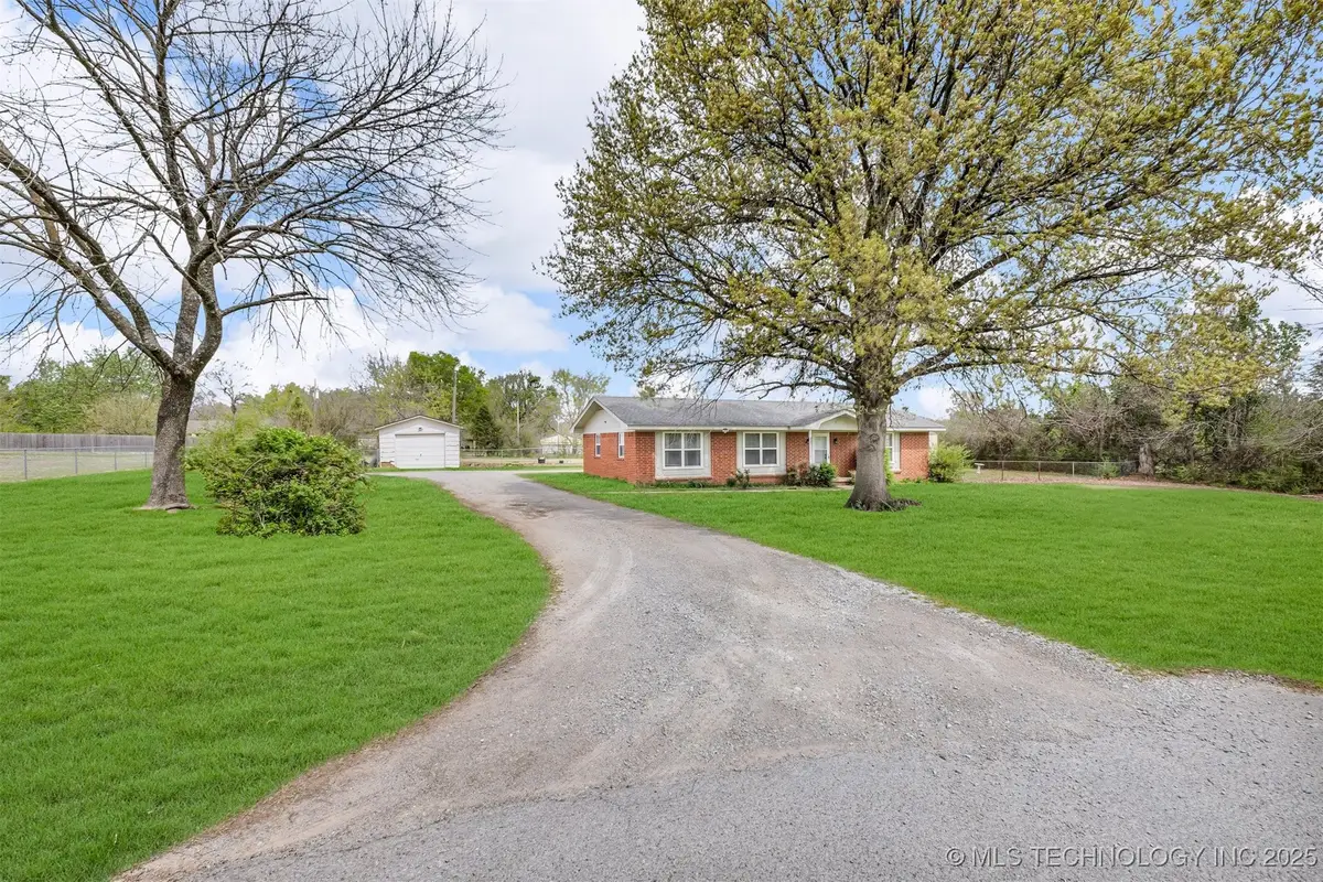 11777 E Oak Street, Claremore, OK 74019 - Image #1