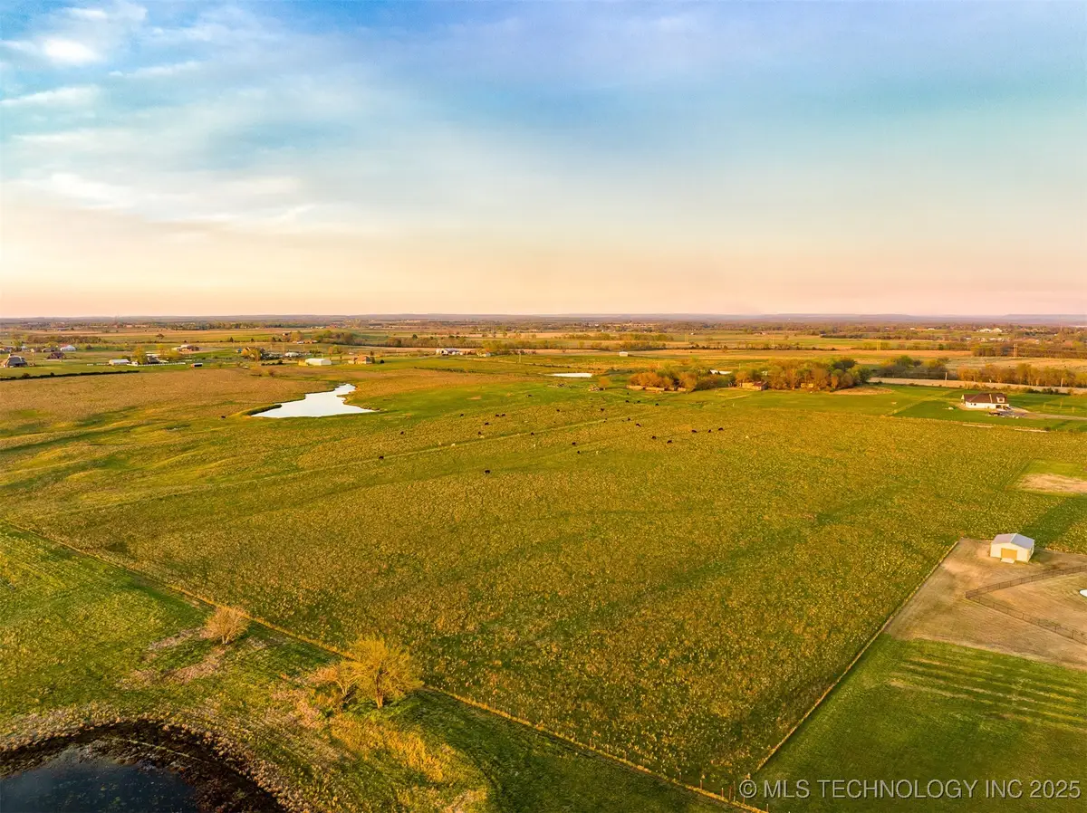 2 S 720 Road, Wagoner, OK 74467 - Image #1