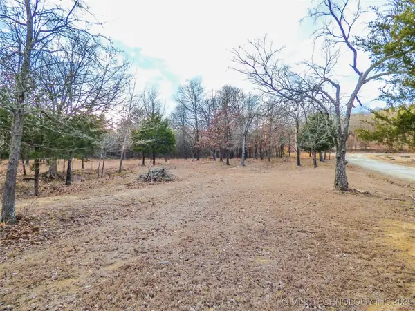 5 Duchess Creek Drive, Porum, OK 74455