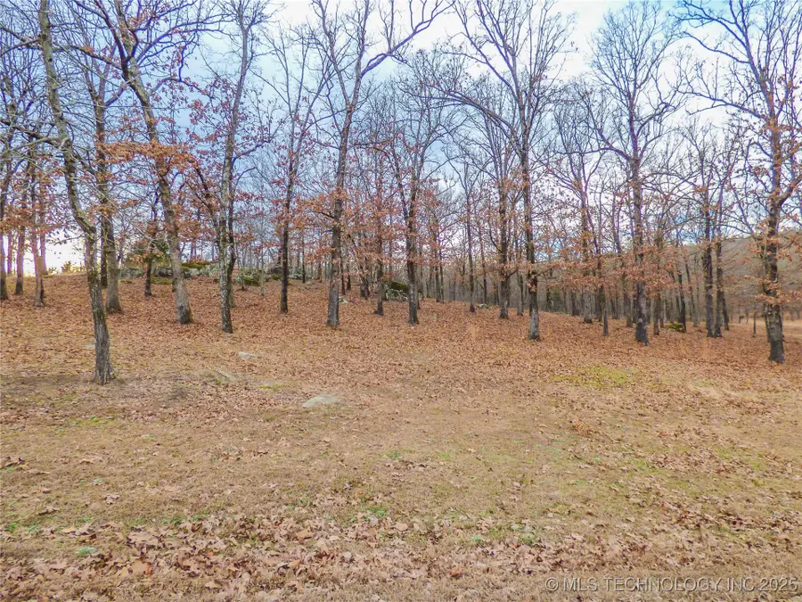 23 Duchess Creek Drive, Porum, OK 74455 - Image #2