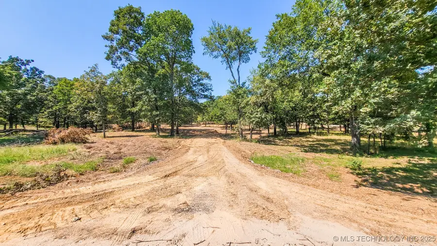 17 Duchess Creek Road, Porum, OK 74455 - #3