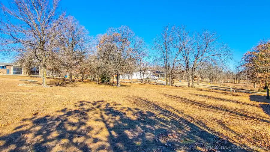 36 Duchess Creek Drive, Porum, OK 74455 - #3