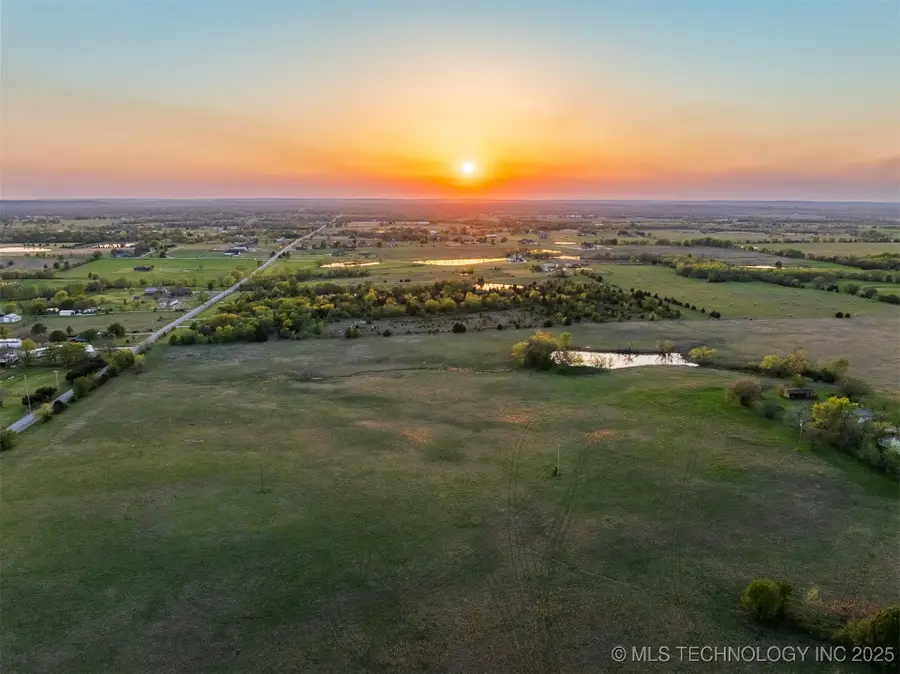 9 N Memorial Drive, Owasso, OK 74055 - Image #2