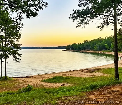 20 E Lakeview Road, Eufaula, OK 74432