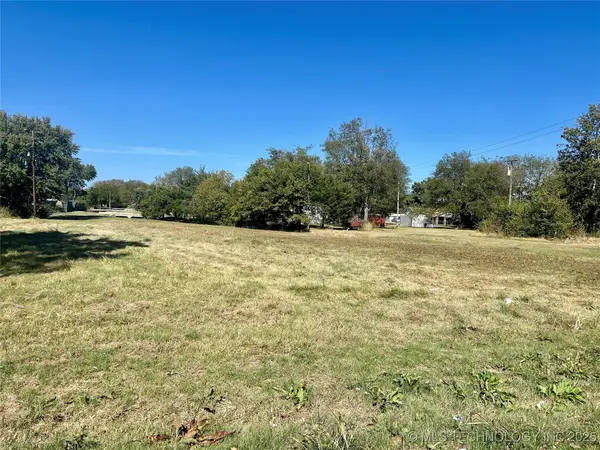 E Ash Street, Haskell, OK 74436