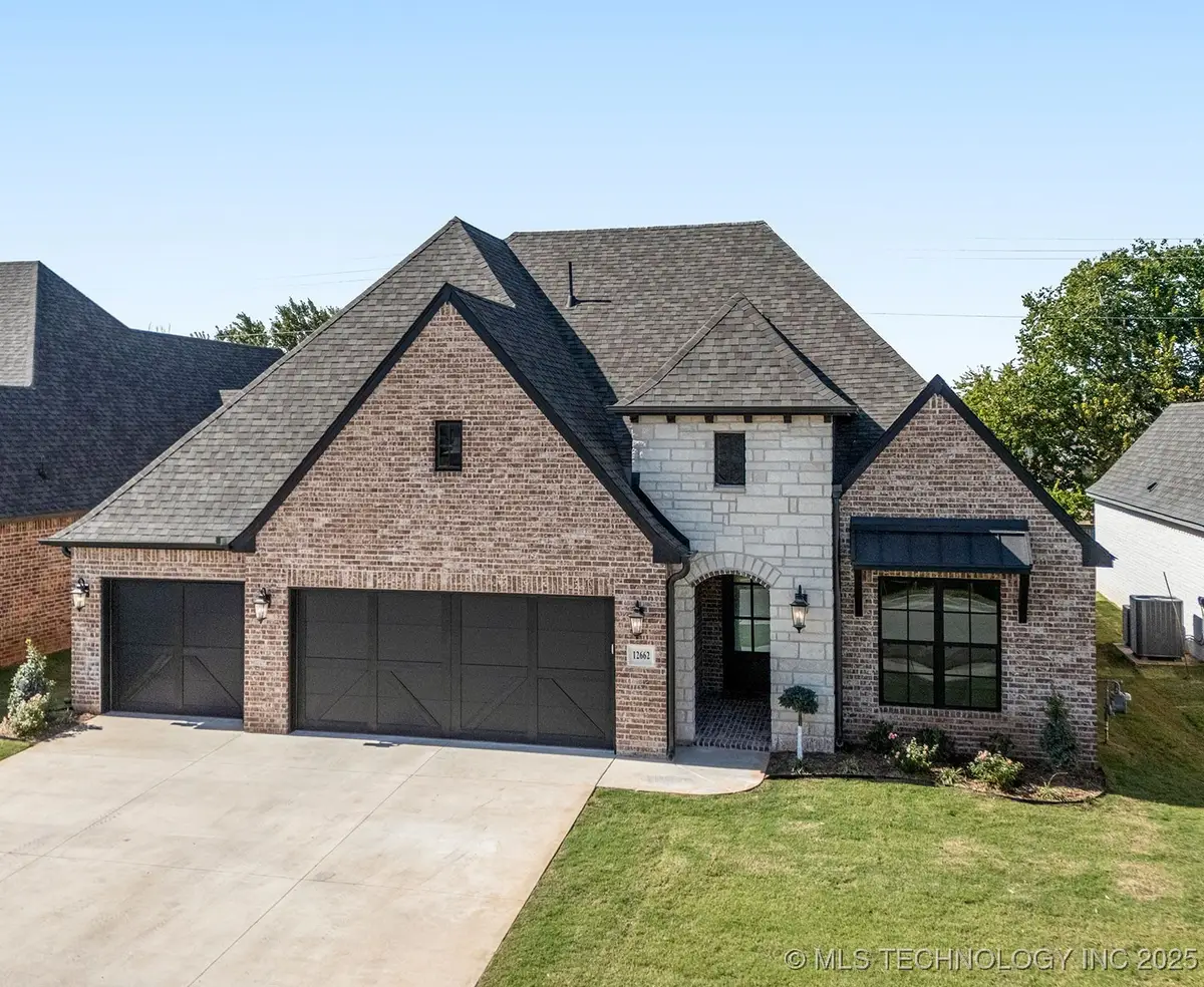 12662 S Irvington Avenue, Tulsa, OK 74008 - Image #1