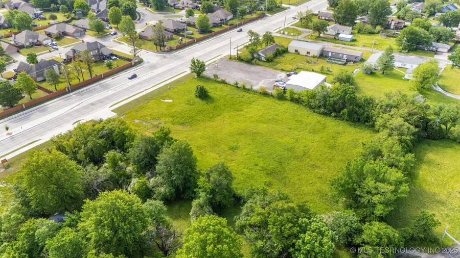 9930 N Garnett Road, Owasso, OK 74055 - Image #3