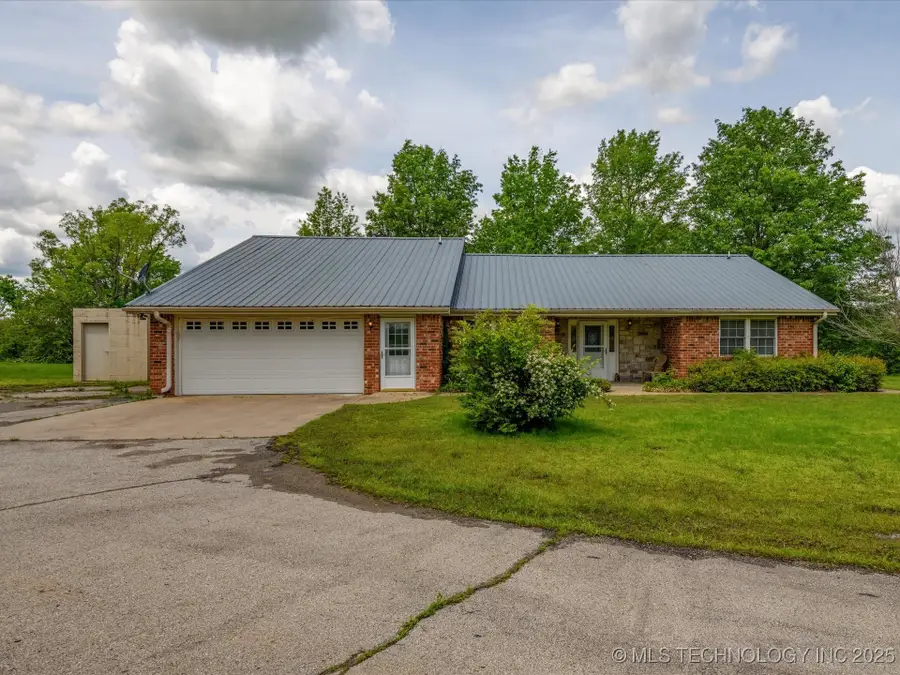 300 Keeler Street, Ramona, OK 74061 - Image #2