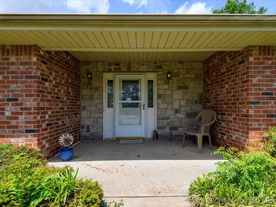300 Keeler Street, Ramona, OK 74061 - Image #3