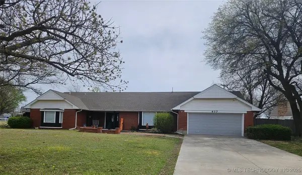 417 Bel Air Avenue, Blackwell, OK 74631