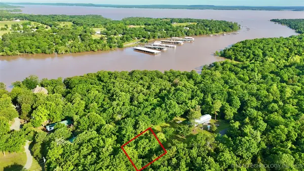 S Bk 500 Road, Stigler, OK 74462