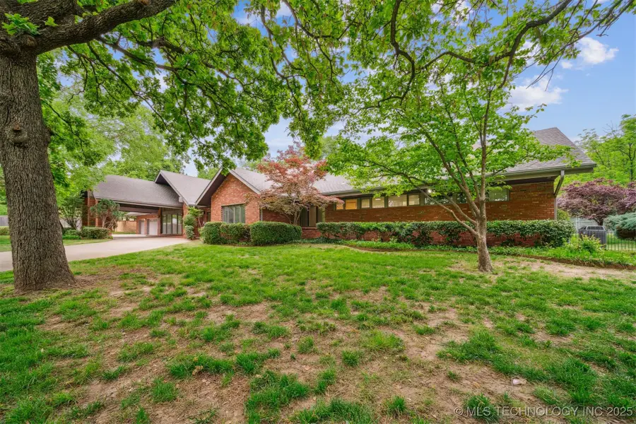 3219 S Birmingham Avenue, Tulsa, OK 74105 - Image #2