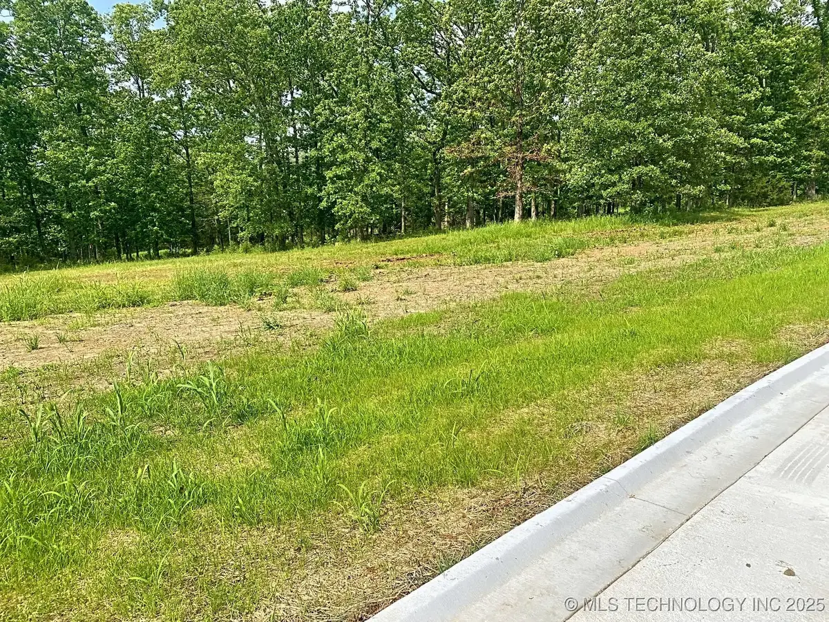 811 Winsor Place, Tahlequah, OK 74464 - Image #1