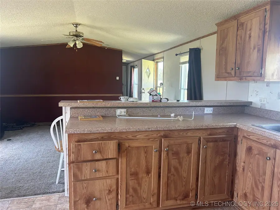 9377 E 323 Street, Porum, OK 74455 - Image #3
