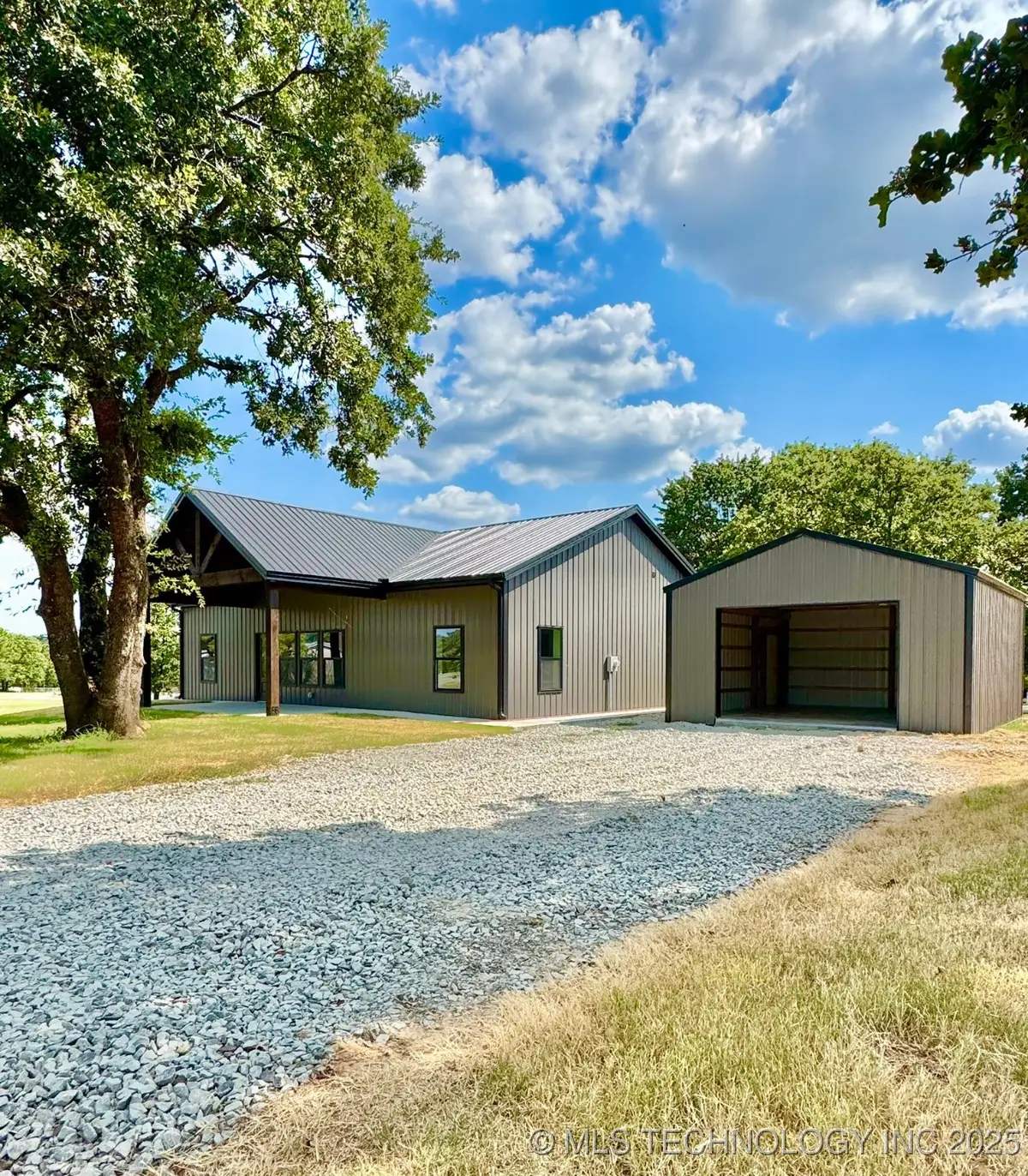 430254 E 1146 Road, Porum, OK 74455 - #1