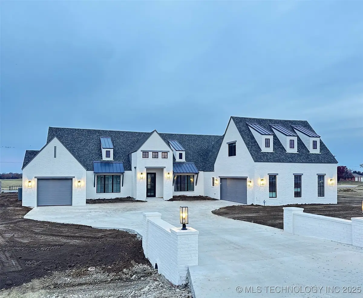 11014 N 81st East Place, Owasso, OK 74055 - Image #1