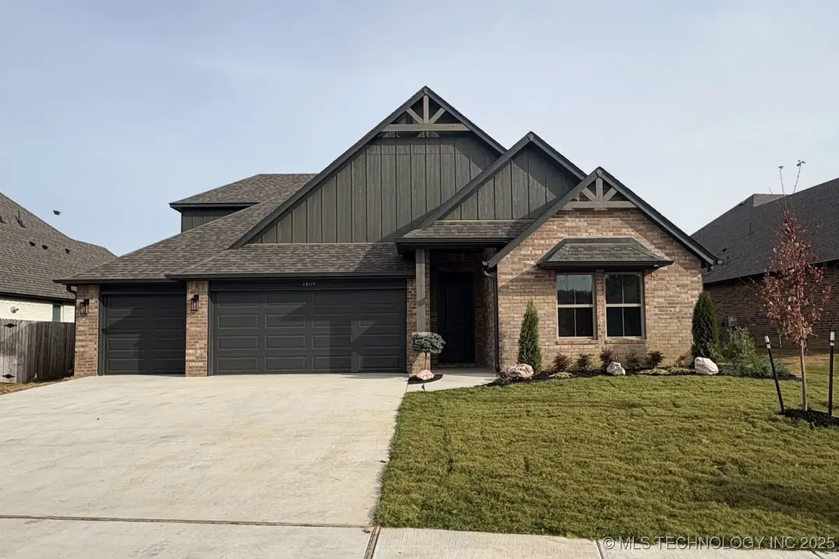 1409 N 70th Street, Broken Arrow, OK 74014 - #1