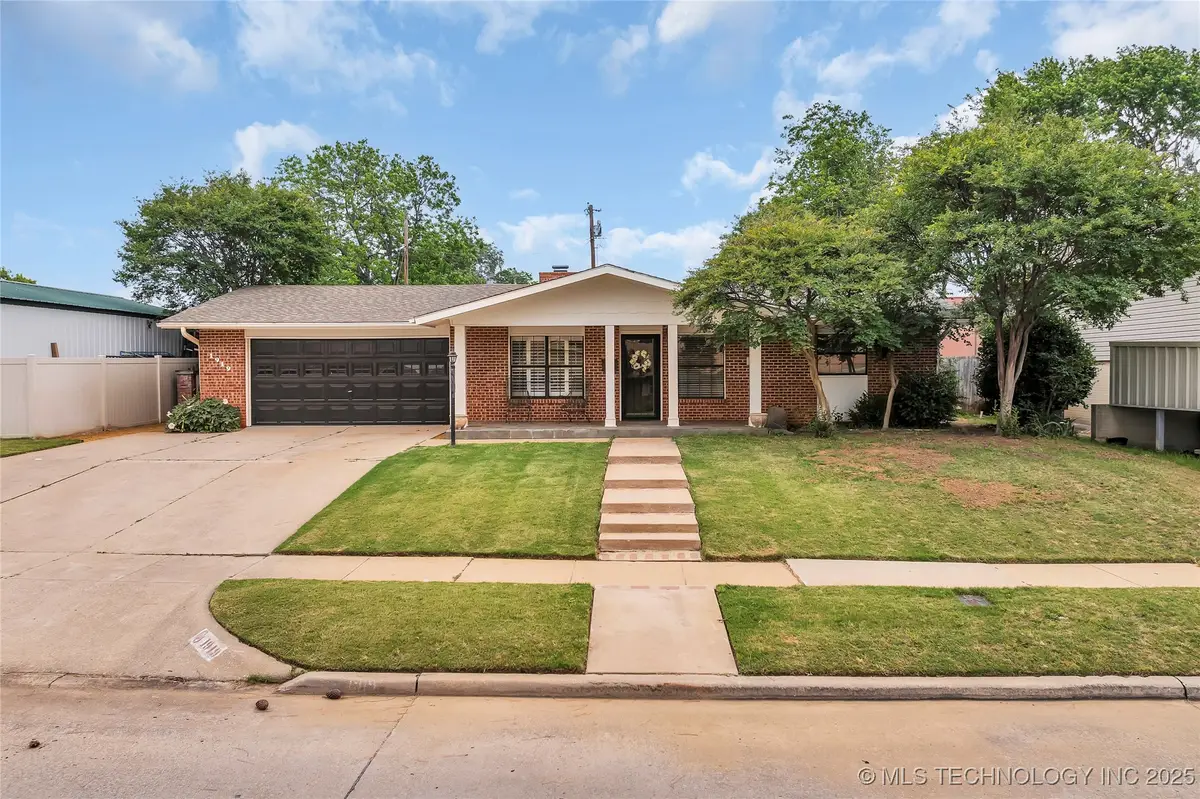 1919 10th Avenue Nw, Ardmore, OK 73401 - Image #1
