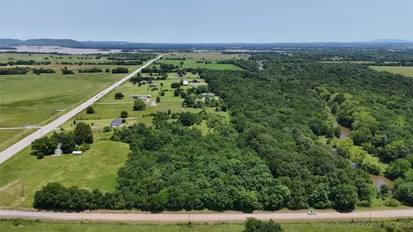 S 4500 Road, Stigler, OK 74462