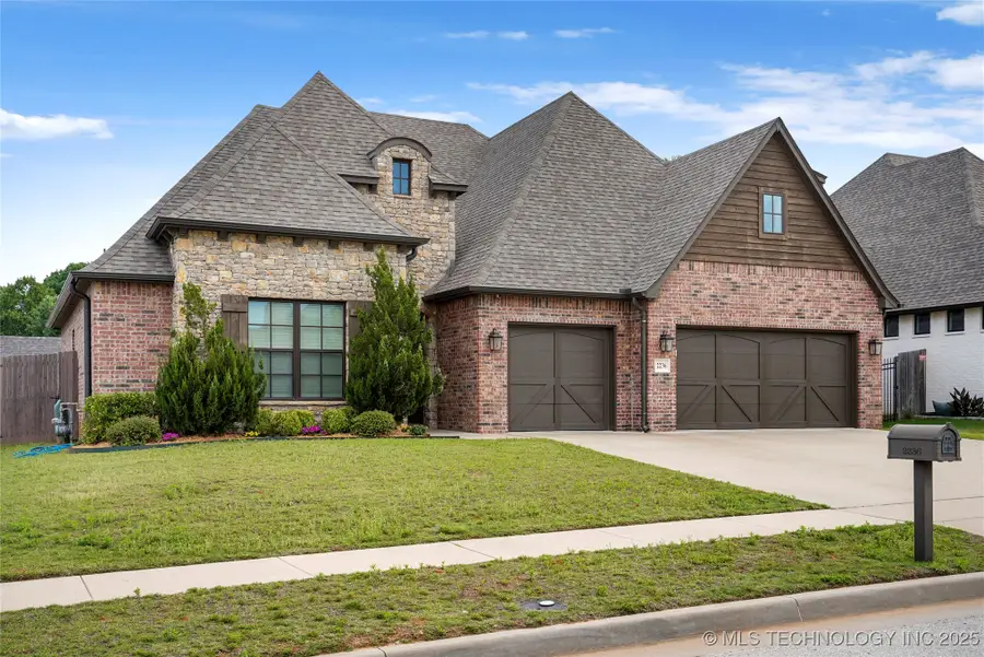 2236 W Charlotte Street, Broken Arrow, OK 74011 - #2