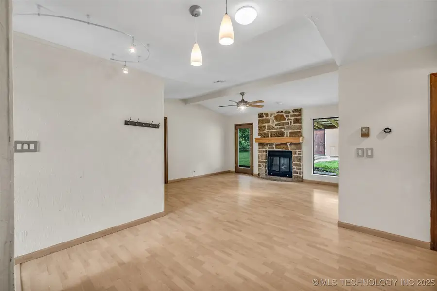 13827 S 283rd East Avenue, Coweta, OK 74429 - Image #3