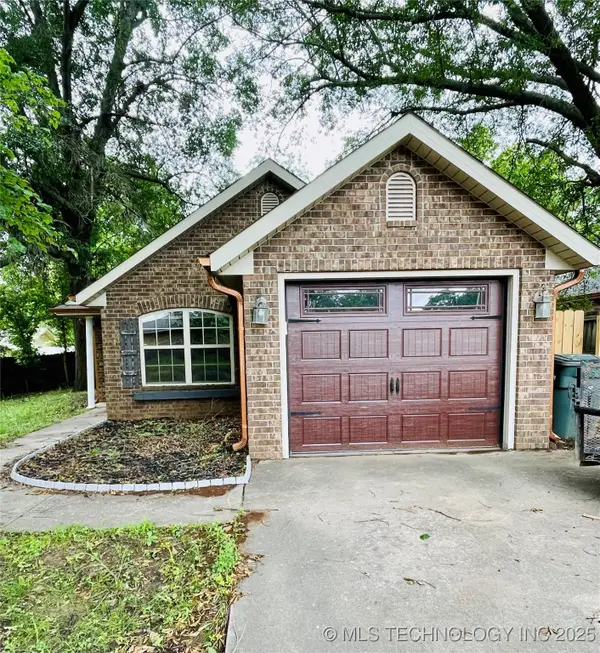 605 N Maple, Sallisaw, OK 74955