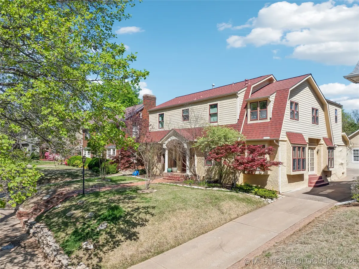 2251 S Saint Louis Avenue, Tulsa, OK 74114 - Image #1
