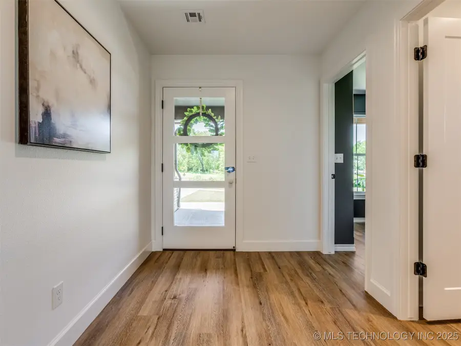 5908 Coldspring Lane, Bartlesville, OK 74006 - Image #2