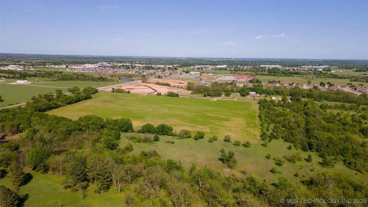 11 SE Lenapah Street, Skiatook, OK 74070 - #1