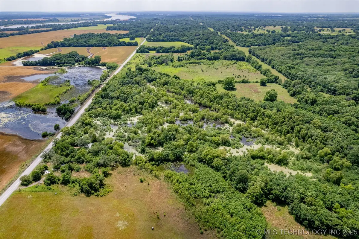 4204 W 50th Street, Porter, OK 74454 - Image #1