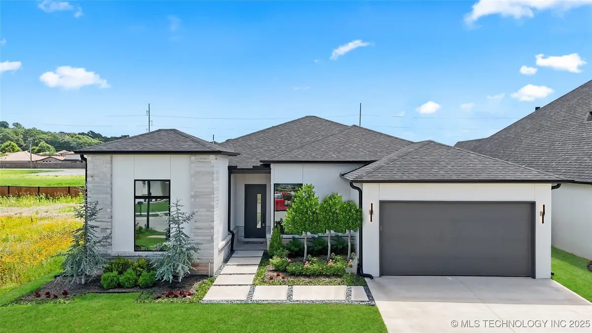 12005 S Vandalia Avenue, Tulsa, OK 74137 - Image #1