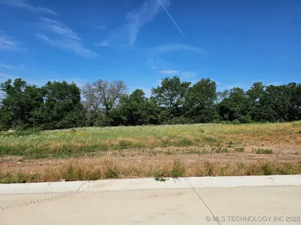 2040 N Everly Drive, Tahlequah, OK 74464