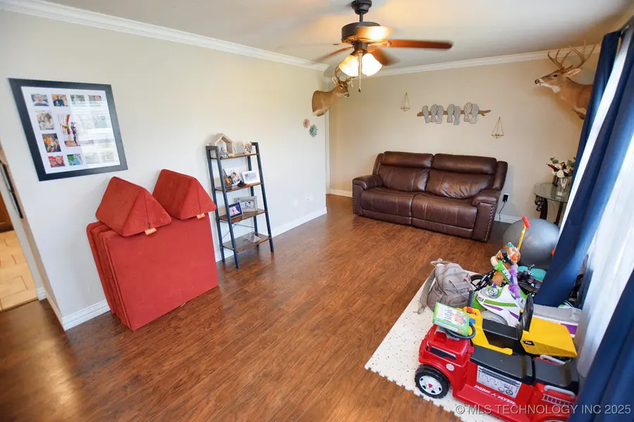 21887 Coffee Hollow Road, Tahlequah, OK 74464 - Image #2